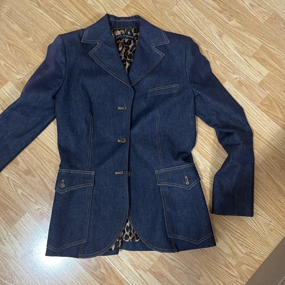 AMAZING DOLCW GABBANA JEAN BLAZER ***PLEASE READ DESCRIPTION ****